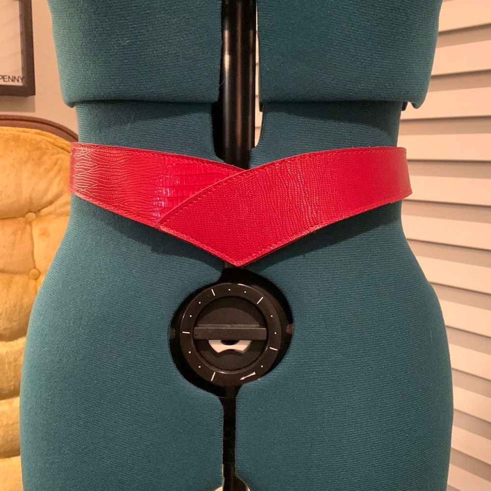 LAST CHANCE! Vintage Red Faux Belt